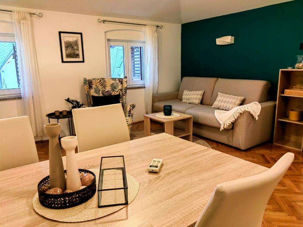 Apartment Albina Opatija Eksteriør billede